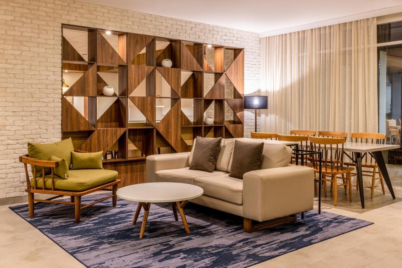 Fairfield By Marriott Inn & Suites Cancun Downtown Exterior foto